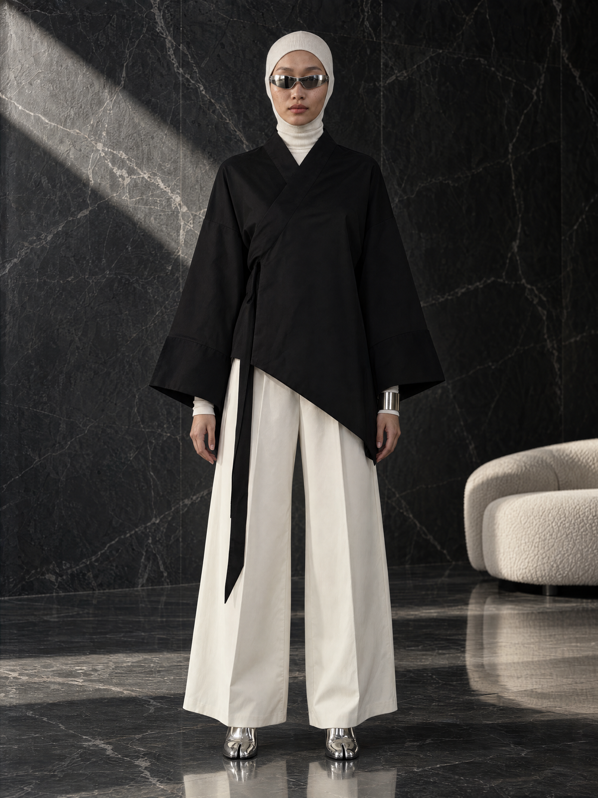 AÏKO | KIMONO ASYMÉTRIQUE NOIR ABSOLU